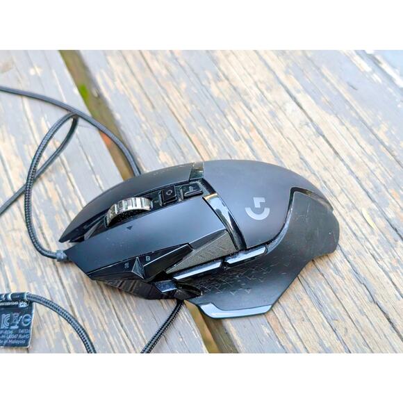 Logitech G502 HERO Gaming Mouse - Precision & Performance for Every Gamer - Picture 8 of 10